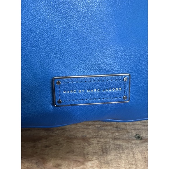 MARC JACOBS Too Hot To Handle Sky Blue Pebbled Leather  CROSSBODY Shoulder HOBO - Picture 10 of 16